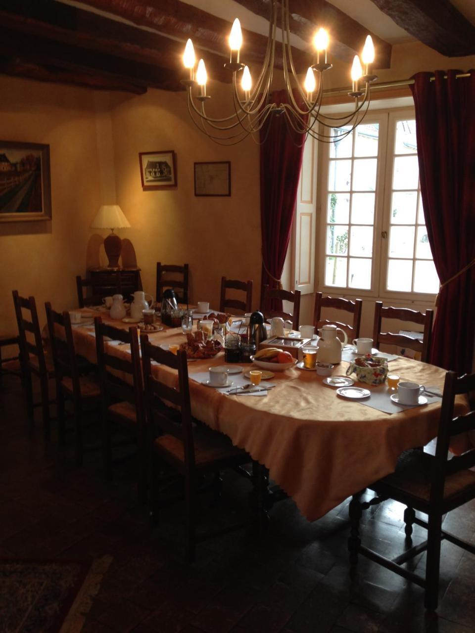Bed and Breakfast Manoir De Chaix Truyes Экстерьер фото